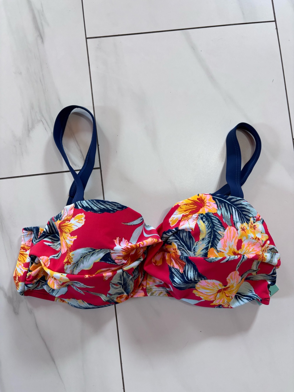 3/$30 Brand new with tags Heat Bikini Top (with removable straps) floral print